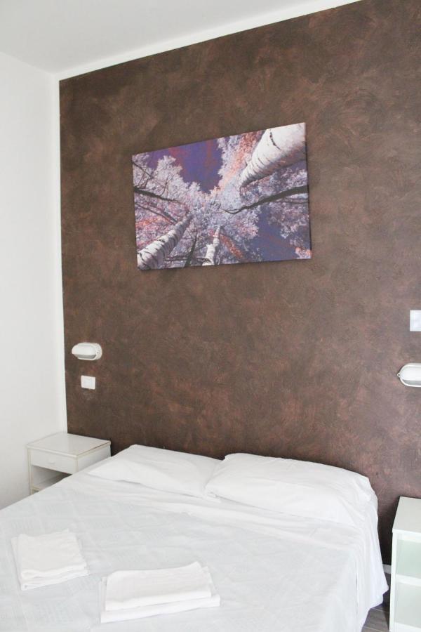 Hotel Luna Rimini Kültér fotó