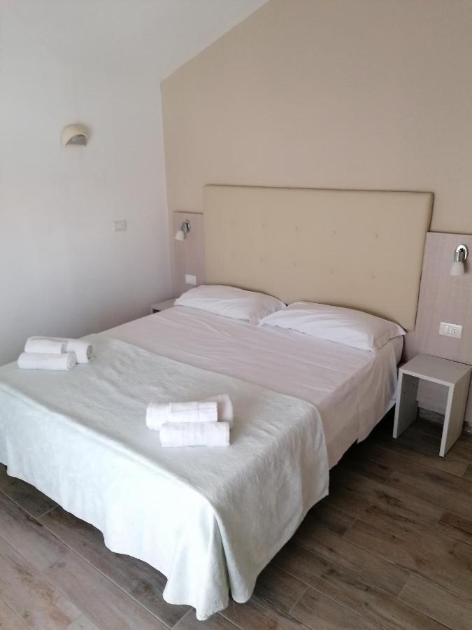 Hotel Luna Rimini Kültér fotó