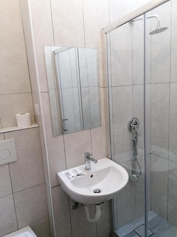 Hotel Luna Rimini Kültér fotó