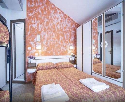 Hotel Luna Rimini Szoba fotó